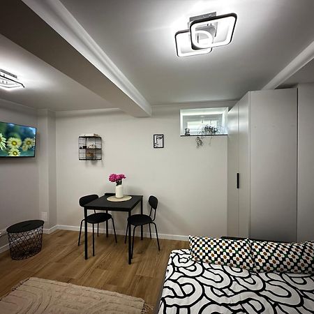 Skwerowa Nest Apartment Krakow Exterior photo